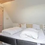 Arvi - 100m From The Sea By Interhome Vakantiehuis Hejls