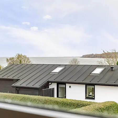 Arvi - 100m From The Sea By Interhome Vakantiehuis Hejls