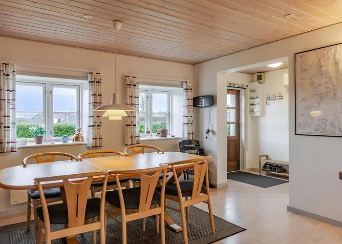 Arvi - 100m From The Sea By Interhome Feriehus Hejls