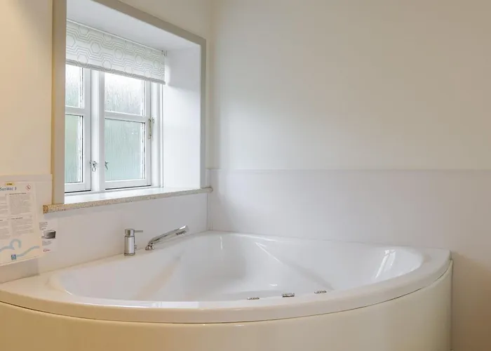 Arvi - 100m From The Sea By Interhome *